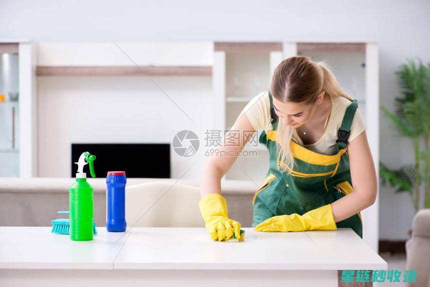 清洁运动水壶：使用不同工具的效果比较 (清洁运动水壶的作用)